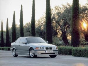 BMW 320i Coupe 1991 года